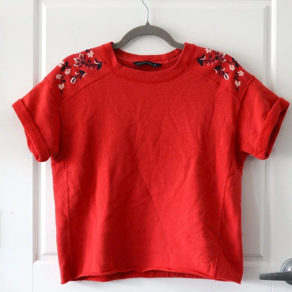 Abercrombie & Fitch Women’s Short Sleeve Top – Size S, Cozy & Comfortable - Picture 1 of 6